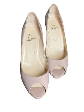 Christian Louboutin Nude patent leather peep toe heels size 38.5 EU
